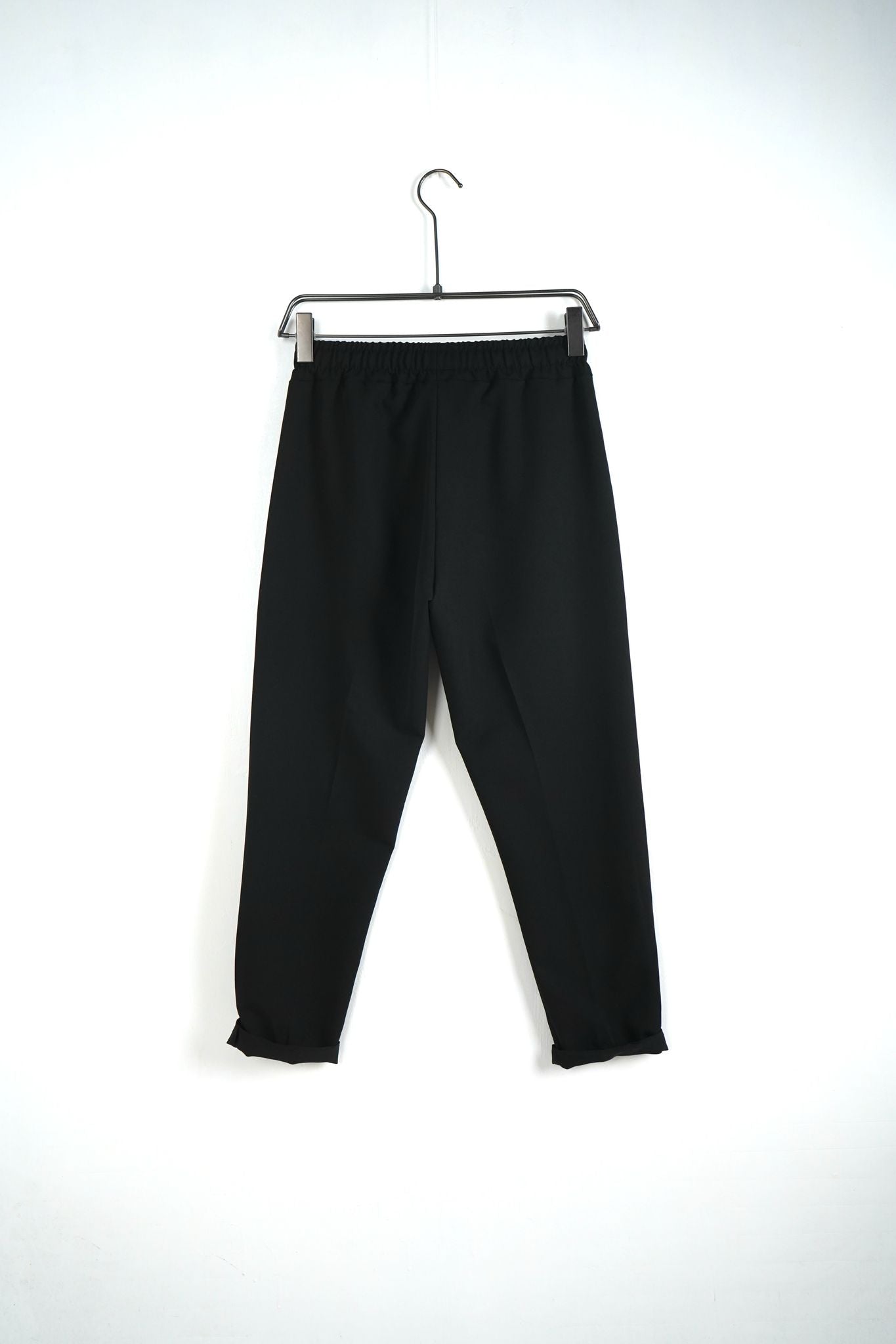 Pantaloni barbati casual negri cu snur