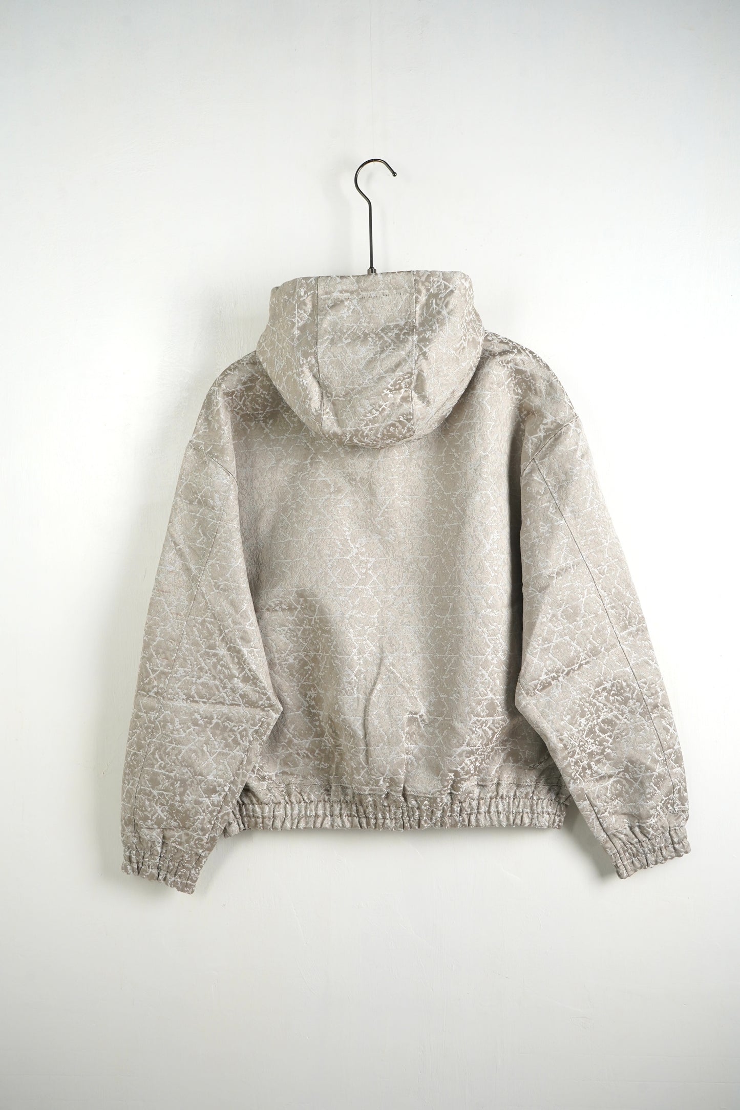 Hanorac Bej Satinat – Design Texturat