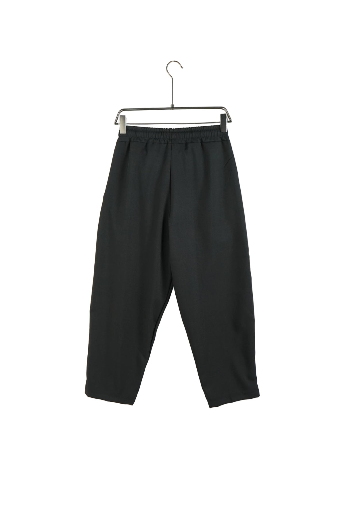 Pantaloni baggy pentru bărbați: cum echilibrezi proporțiile
