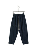 Pantaloni Barbati Bleumarin – Siret Lung & Buzunar Spate