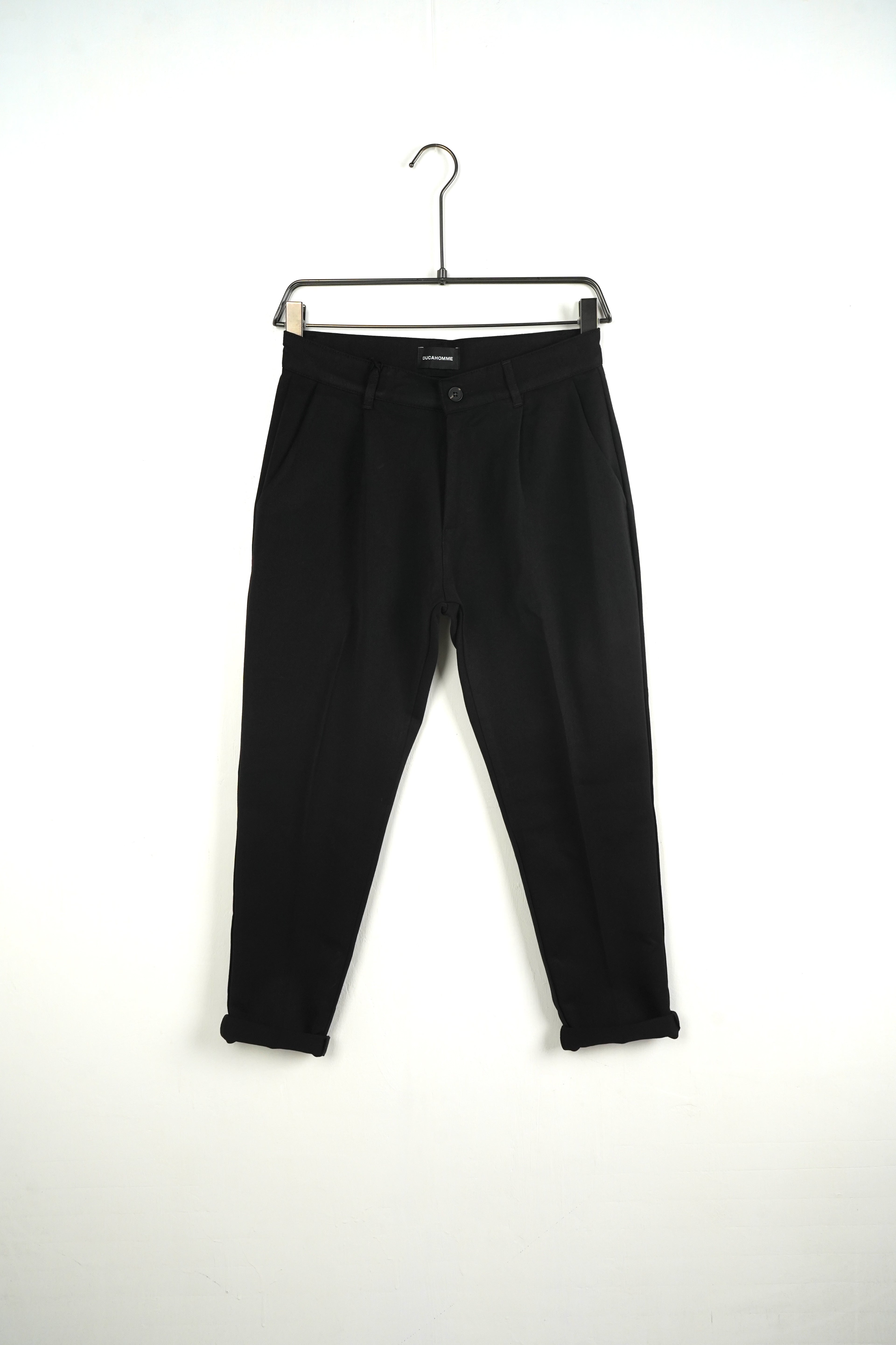 Pantaloni slim eleganti pentru barbati