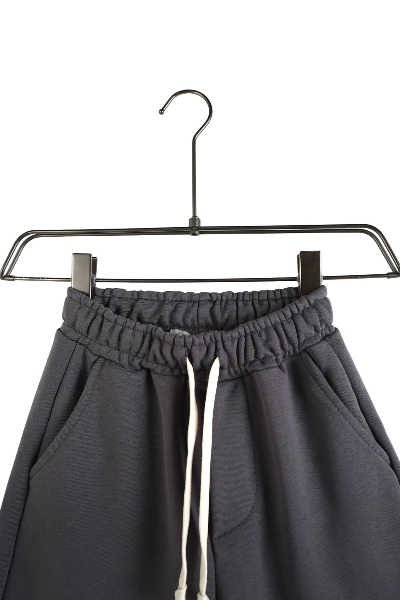 Bermude casual gri închis pentru băieți, model comod potrivit pentru școală sau sport