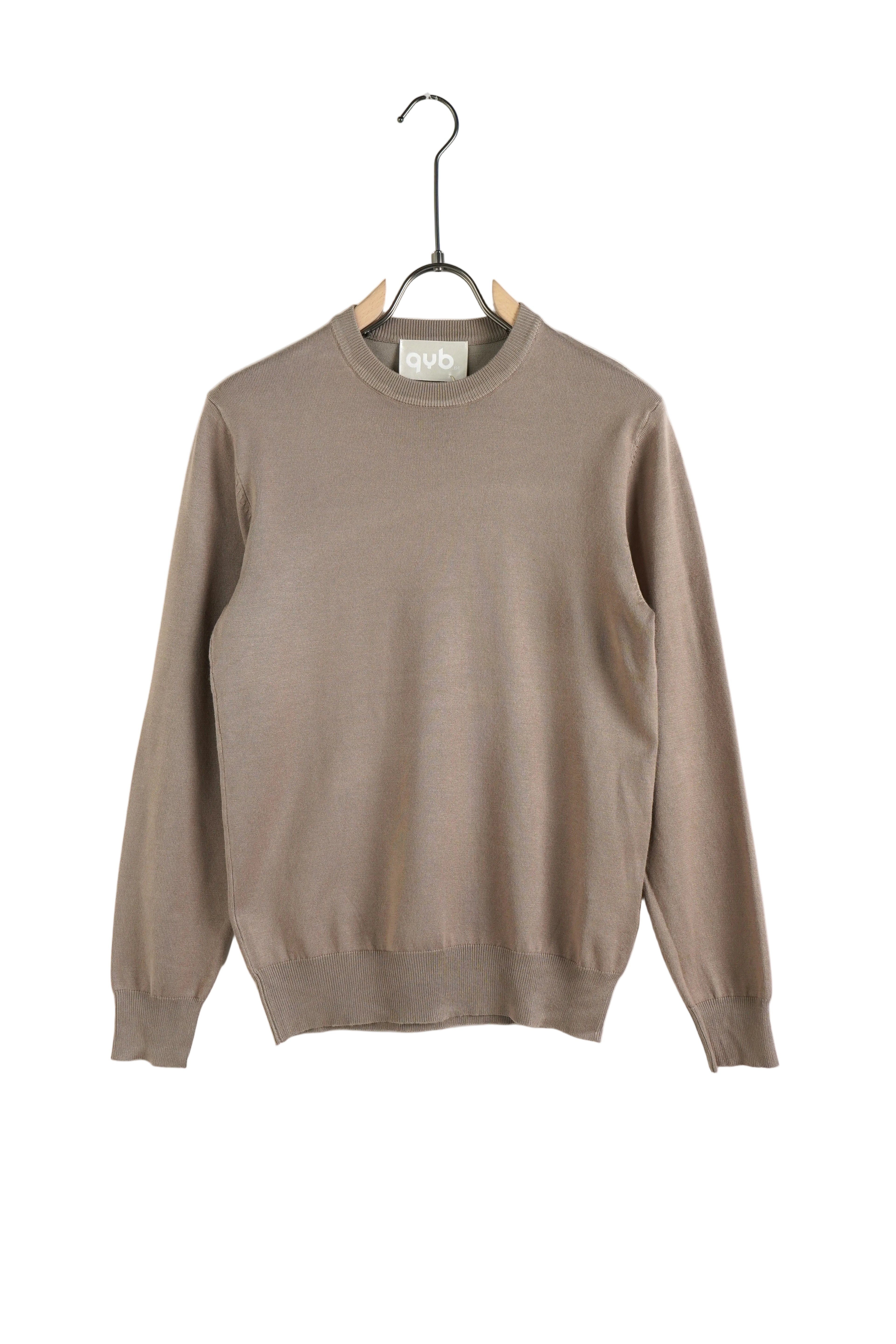 Bluză casual kaki (verde militar) croială oversize, asortată cu pantaloni streetwear cu șiret lung