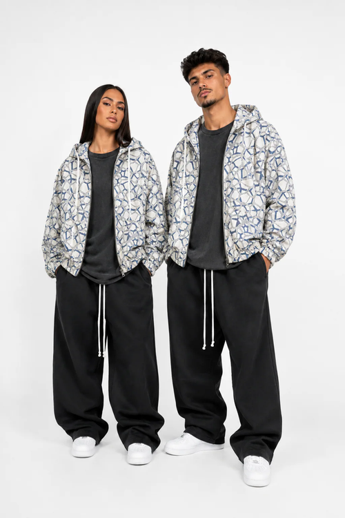 Hanorac oversized streetwear unisex cu snur lung, imprimeu geometric alb si albastru, fit baggy premium, stil luxury urban