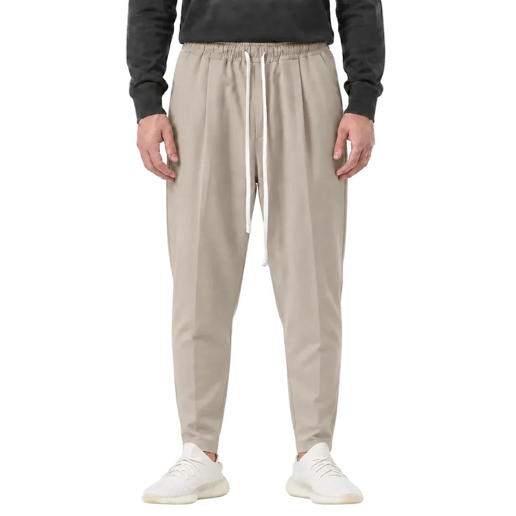 Pantaloni camel pentru bărbați, carrot fit ușor slim, purtați din față cu șnur lung