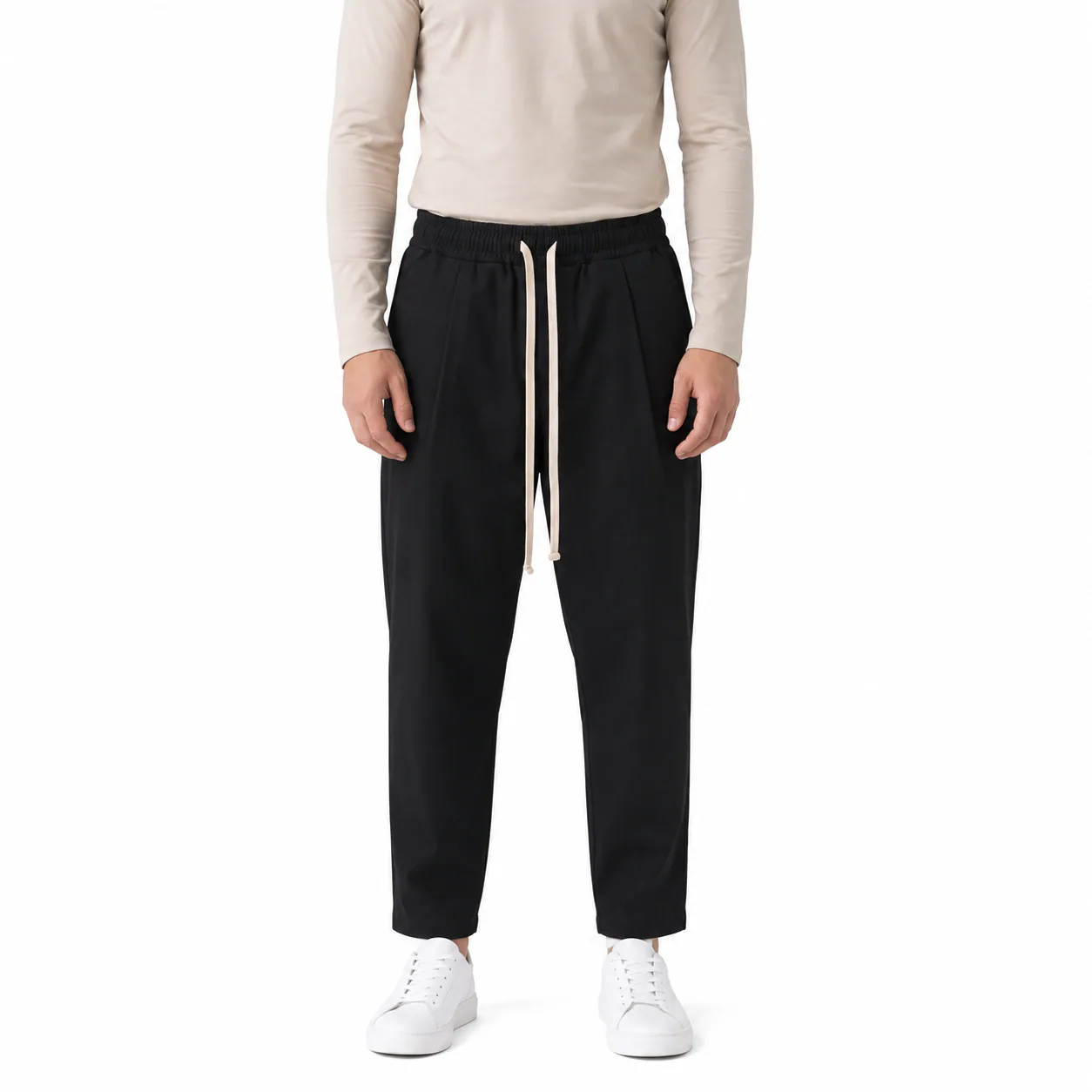 Pantaloni negri bărbați carrot fit din bumbac, vedere frontală pe model