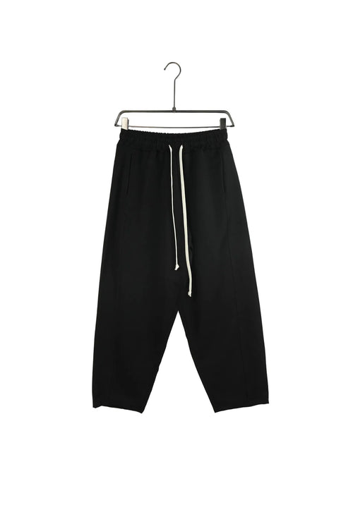 Pantaloni barbati casual negri croiala larga cu snur in talie.