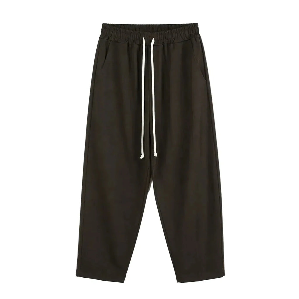 Pantaloni wide leg maro pentru bărbați, vedere frontală cu talie elastică
