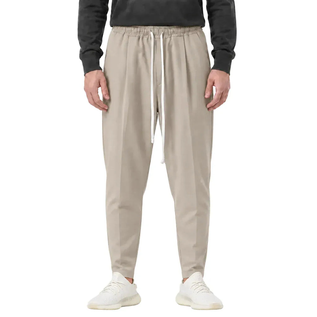 Pantaloni camel pentru bărbați, carrot fit ușor slim, purtați din față cu șnur lung