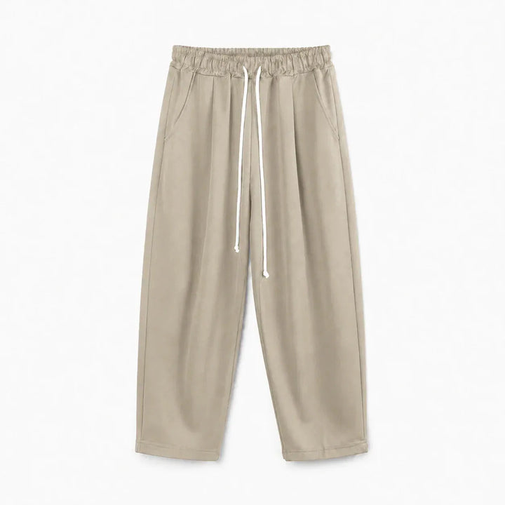 Pantaloni camel cu croială largă pentru bărbați, vedere din spate cu buzunar aplicat
