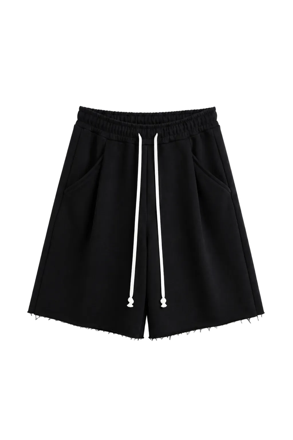 Pantaloni negri oversized cu șnur lung în talie, având o cusătură decorativă frontală pe centrul piciorului, confecționați di