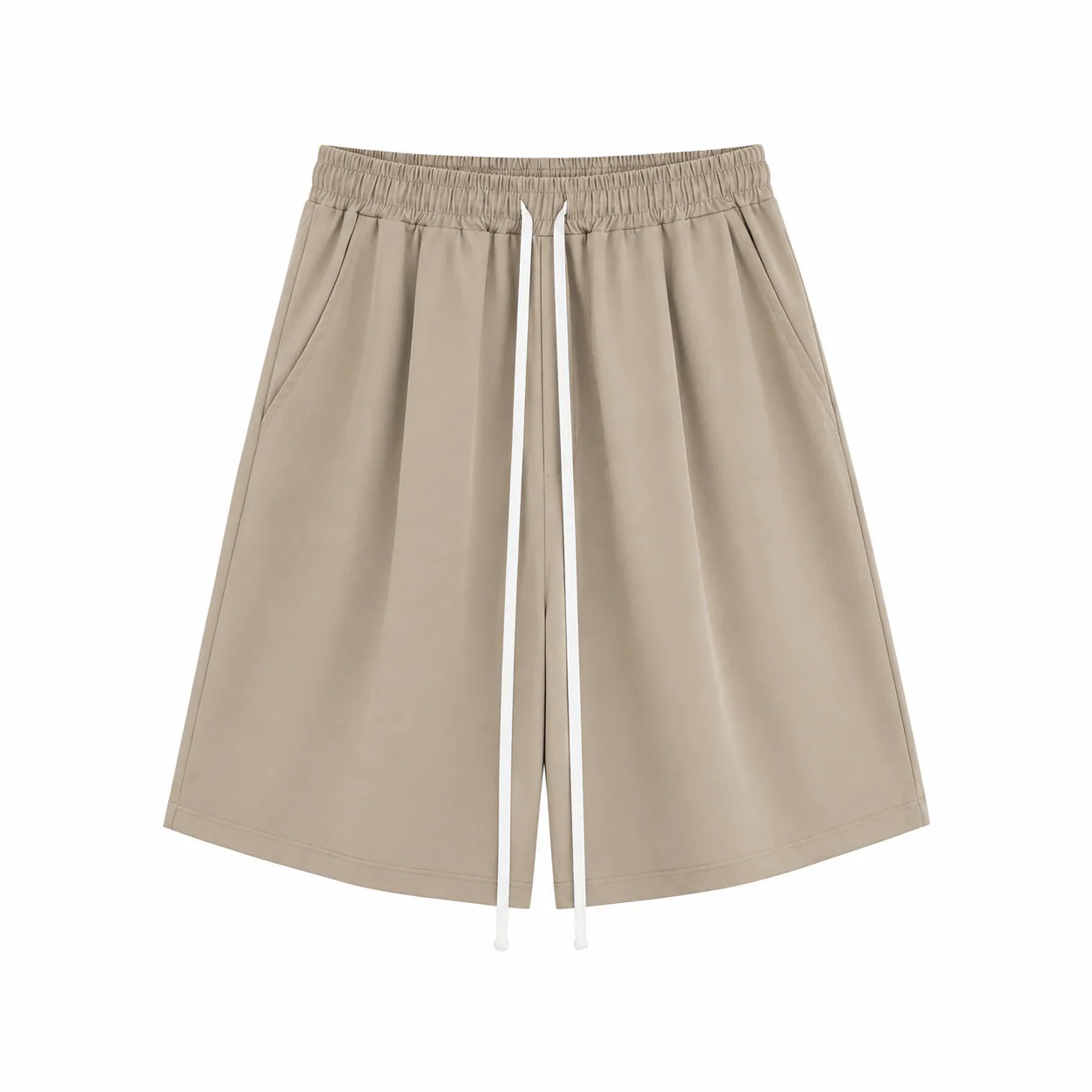 Pantaloni scurți bej subțiri de vară, cu șnur lung în talie, confecționați din material premium, vedere frontală.