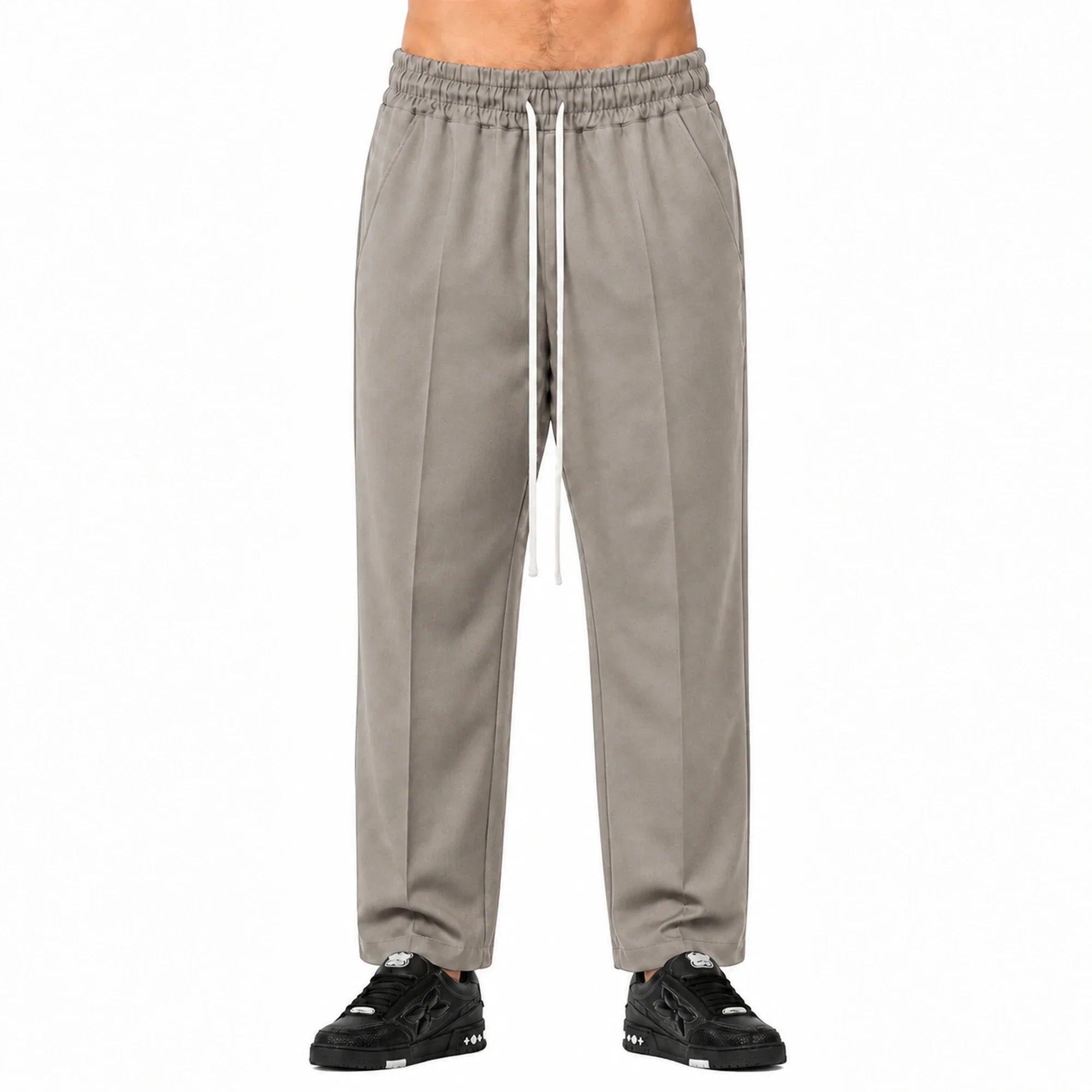 Pantaloni cu croială largă bărbați grej, purtați de model, vedere frontală