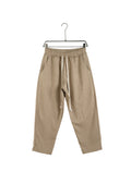 Pantaloni de barbati culoare maro deschis cu snur lung decorativ si talie elastica stil casual.