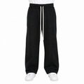 Pantaloni bărbați negri baggy fit cu șnur textil fără terminații din plastic și sneakers albi