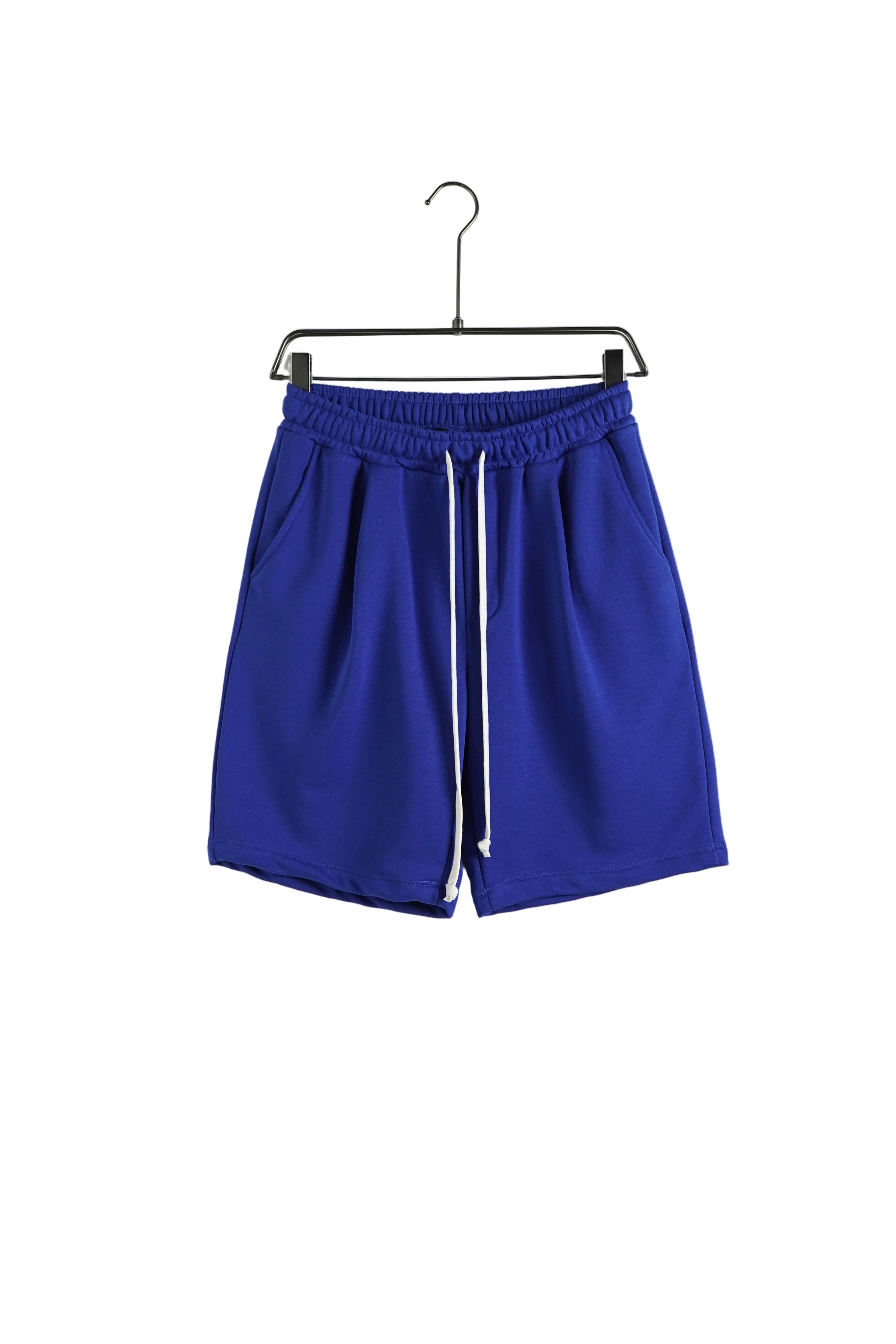 „Pantaloni scurți albaștri cu șnur lung, design casual, lejer și confortabil pentru purtare zilnică.