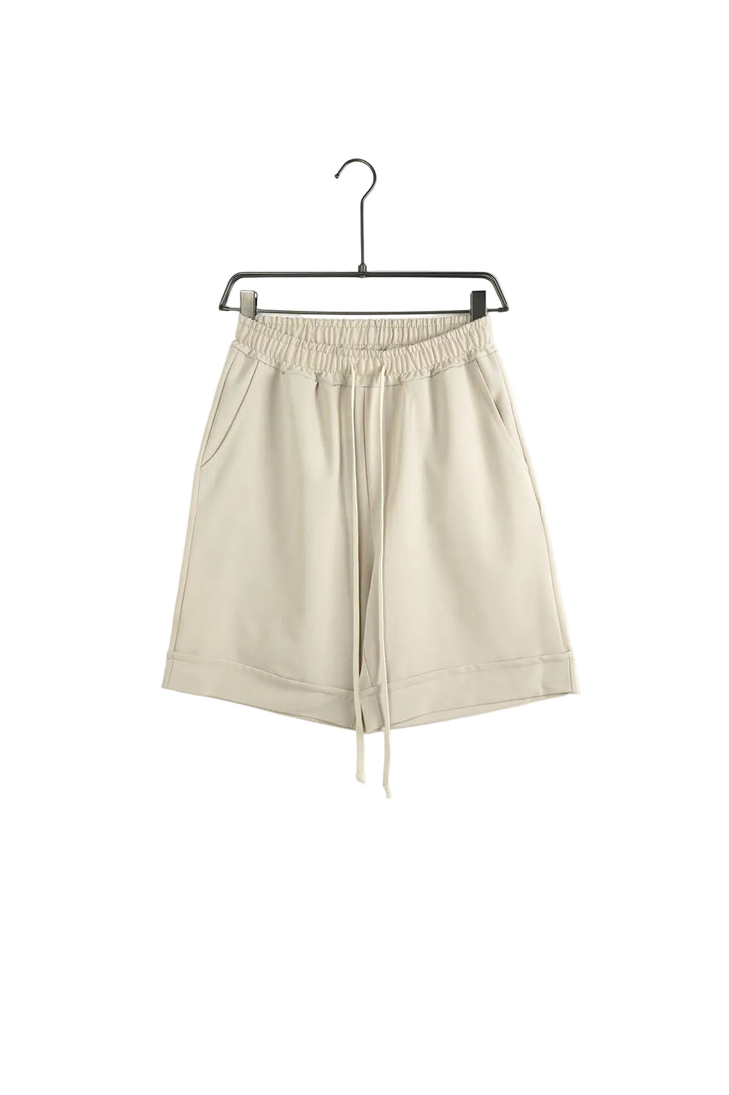 Pantaloni scurți crem (bej) pentru bărbați, model casual cu șiret lung în talie