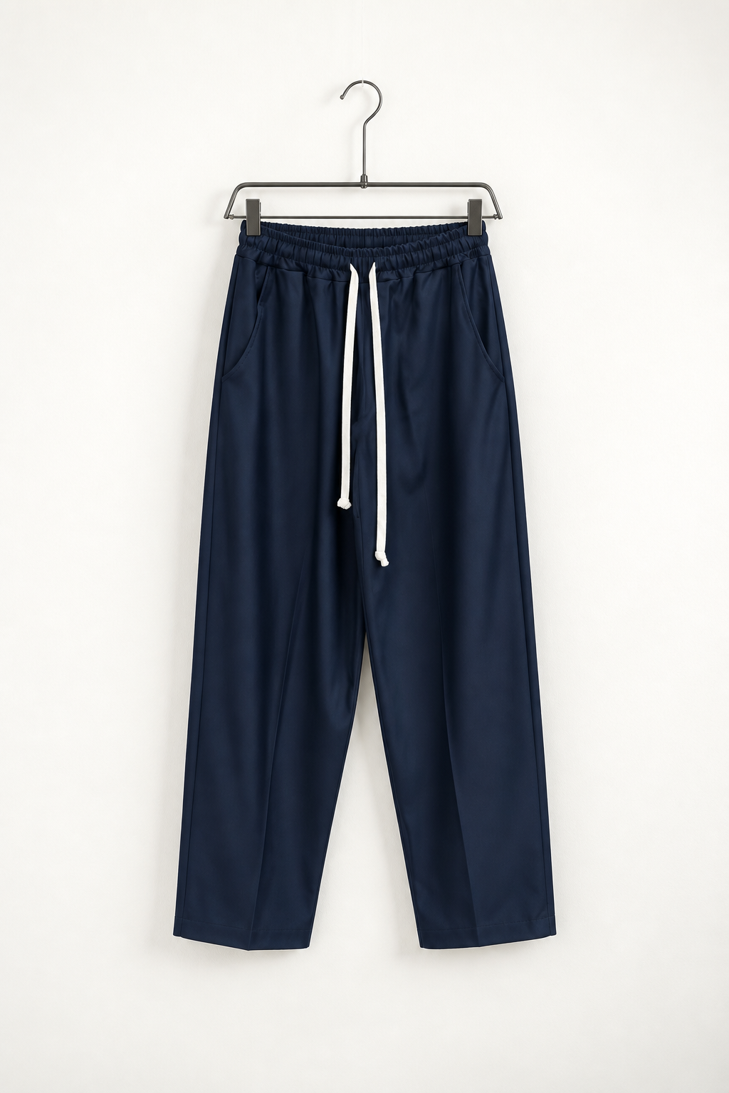 Pantaloni Wide Leg Bărbați Bleumarin cu Șnur Lung – fotografie produs pe umeraș
