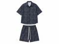 Set de vară pentru bărbați format din cămașă cu mânecă scurtă și pantaloni scurți, bleumarin cu textură striată și șnur lung alb, 100% poliester.