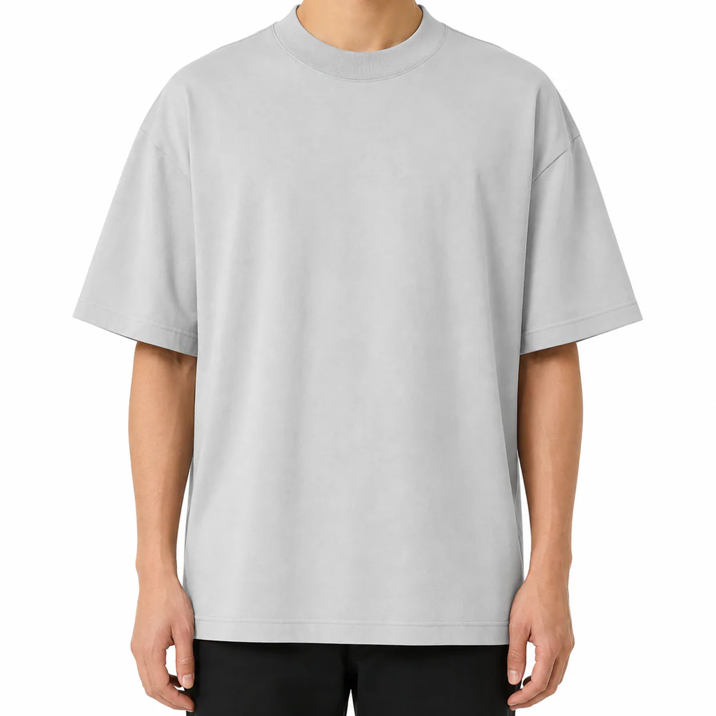 Tricou gri deschis unisex din bumbac 100%, cu guler la baza gâtului – Atelier AXD