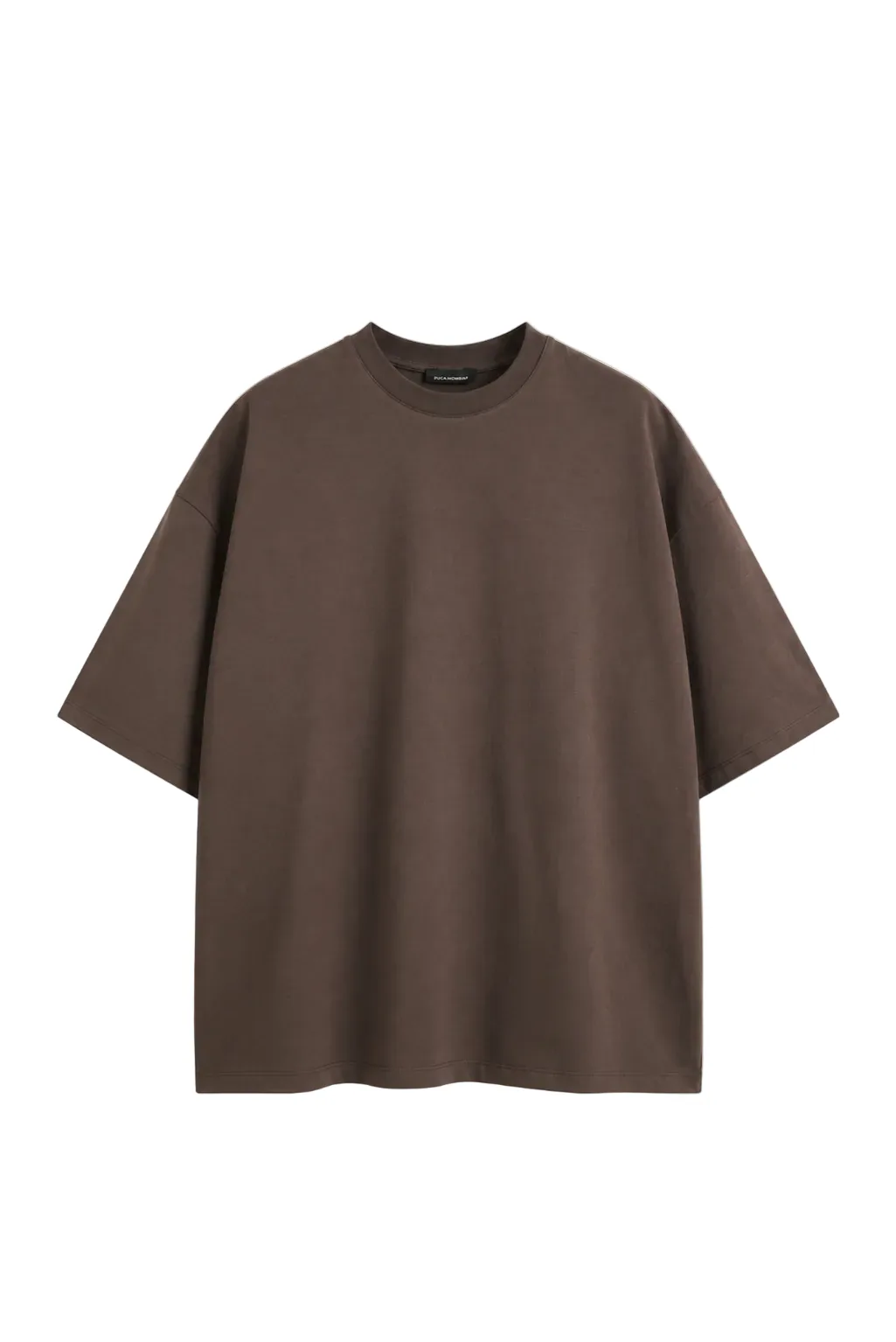 Tricou maro cu cusătură centrală pe spate, vedere din față