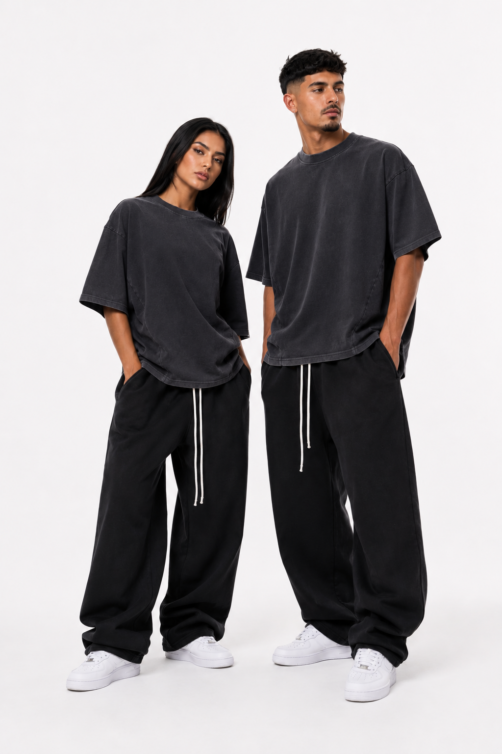 Tricou oversized negru premium cu design simplu și stil casual modern