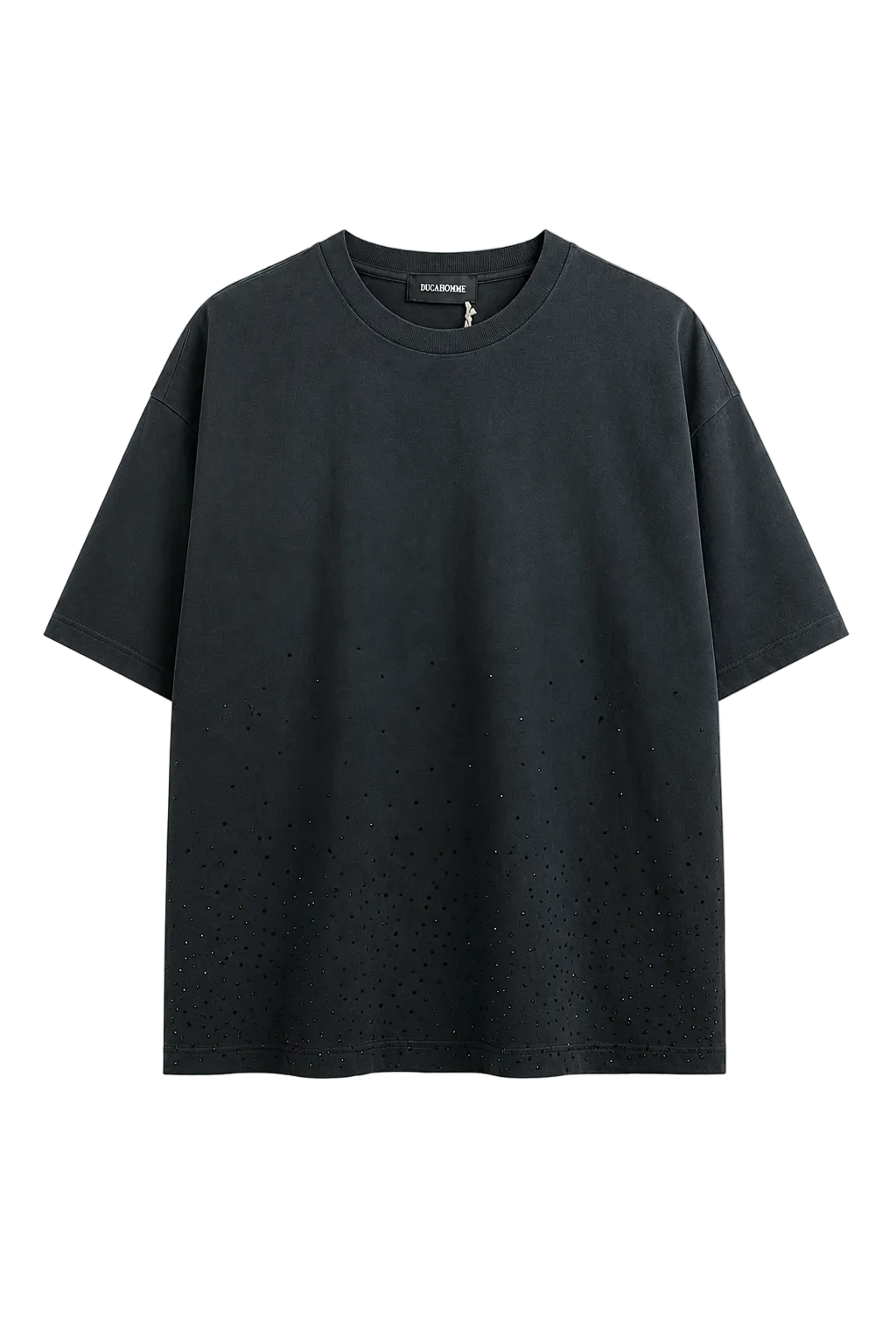 Tricou negru oversized premium cu detalii perforate și aplicații tip strass în partea inferioară, fotografiat în studio minimalist pe fundal deschis