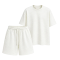Compleu crem premium pentru bărbați cu tricou oversized și pantaloni scurți casual moderni