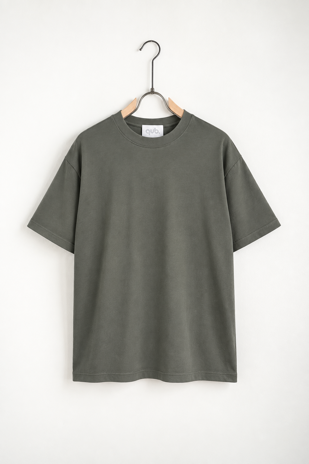 Tricou simplu verde armată  bumbac casual – fotografie produs pe umeraș