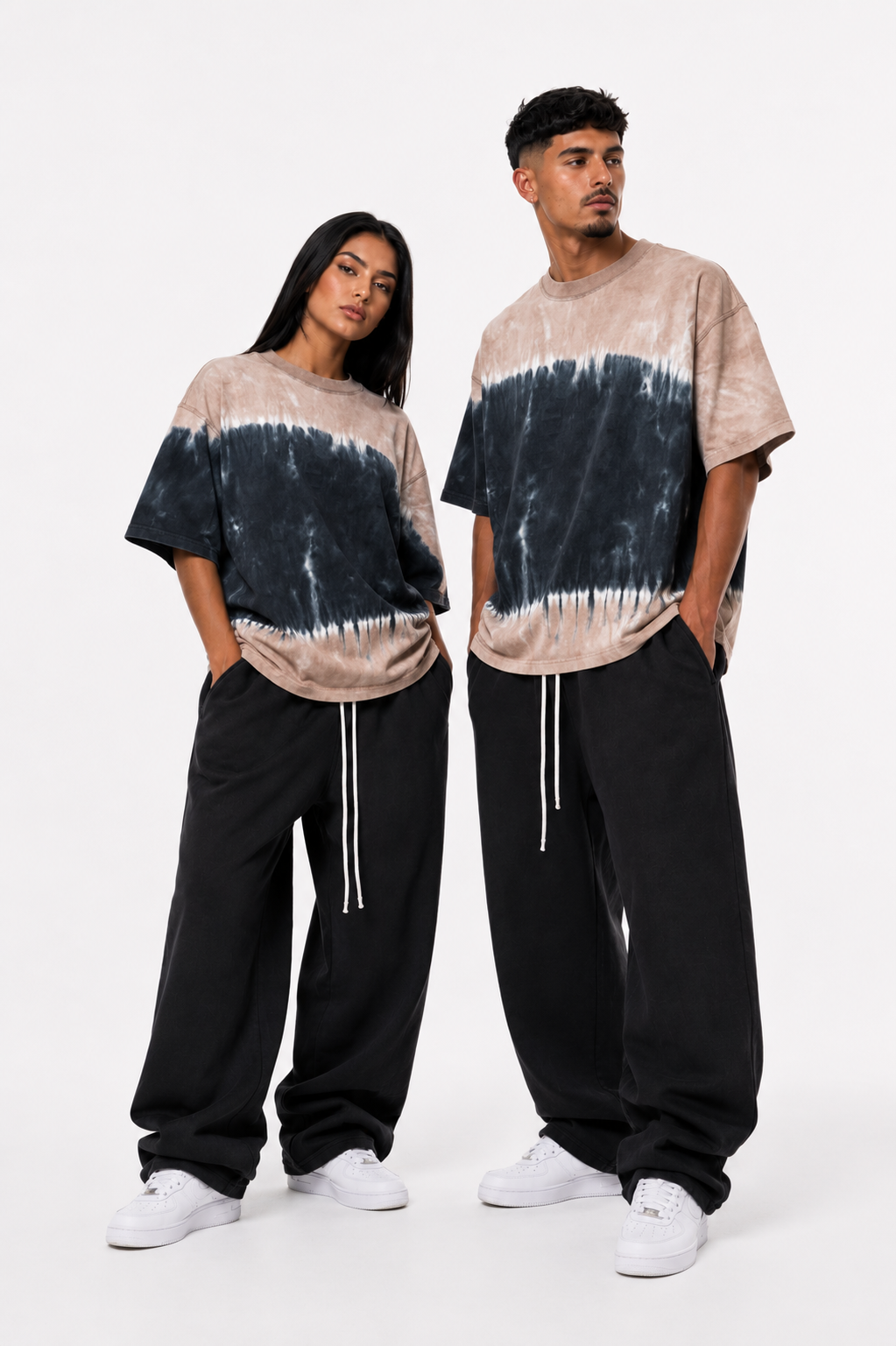 Tricou oversized tie-dye premium în nuanțe bej și negru pentru outfit casual urban