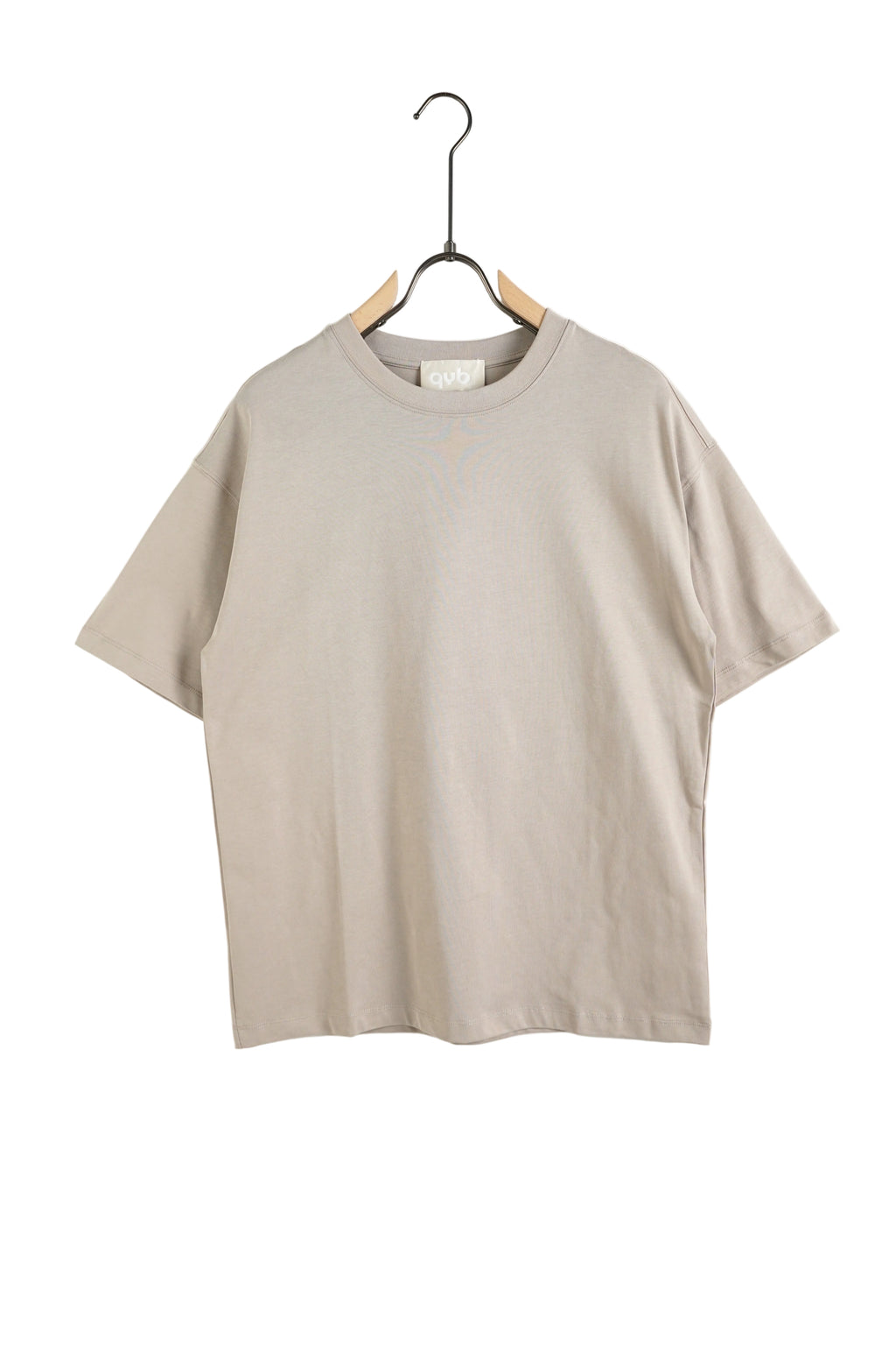 Tricou unisex culoare apricot din bumbac moale, design minimalist potrivit pentru femei și bărbați.